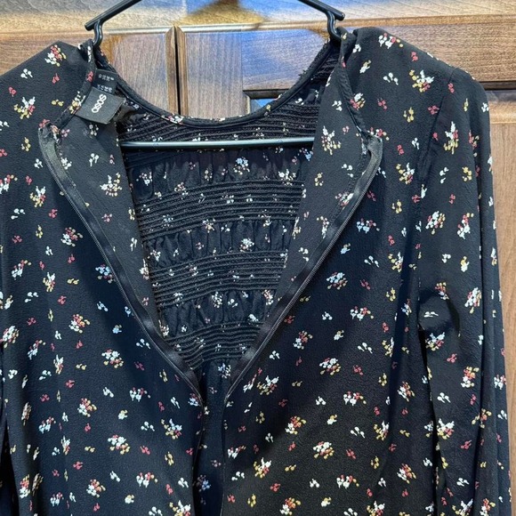 ASOS Size 6 Daisy Street shirred mini smock dress in navy ditsy floral - Picture 4 of 7